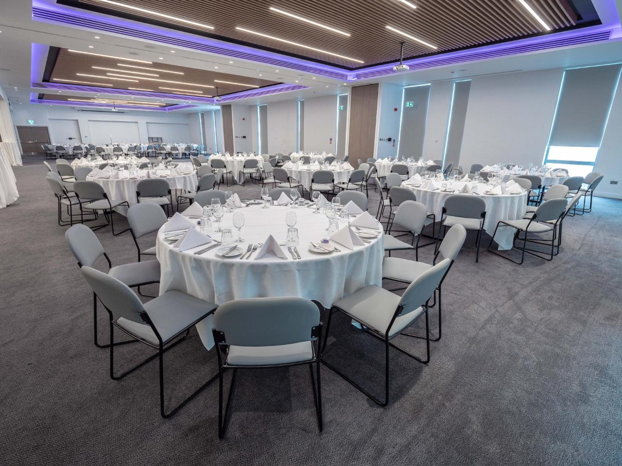 Holiday Inn Birmingham Airport - Nec By Ihg Bickenhill Dış mekan fotoğraf